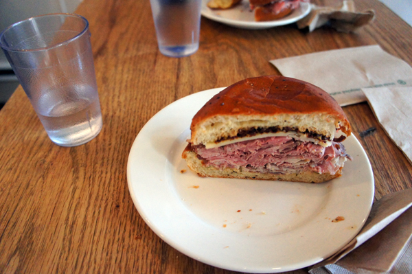 Cutty's - Sandwich : Roas Beef 1000