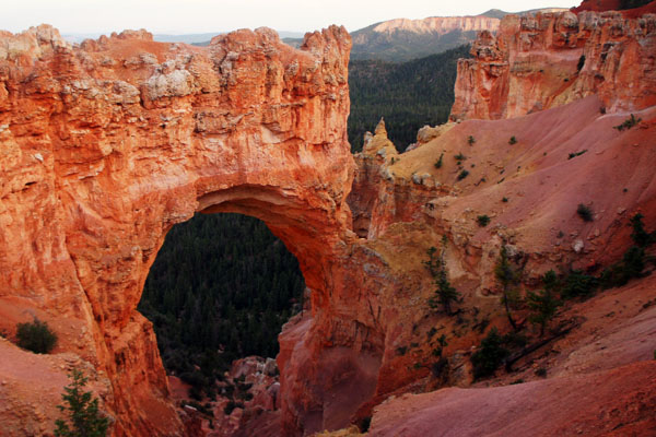 Natural Bridge - Bryce Canyon - Utah - www.maathiildee.com