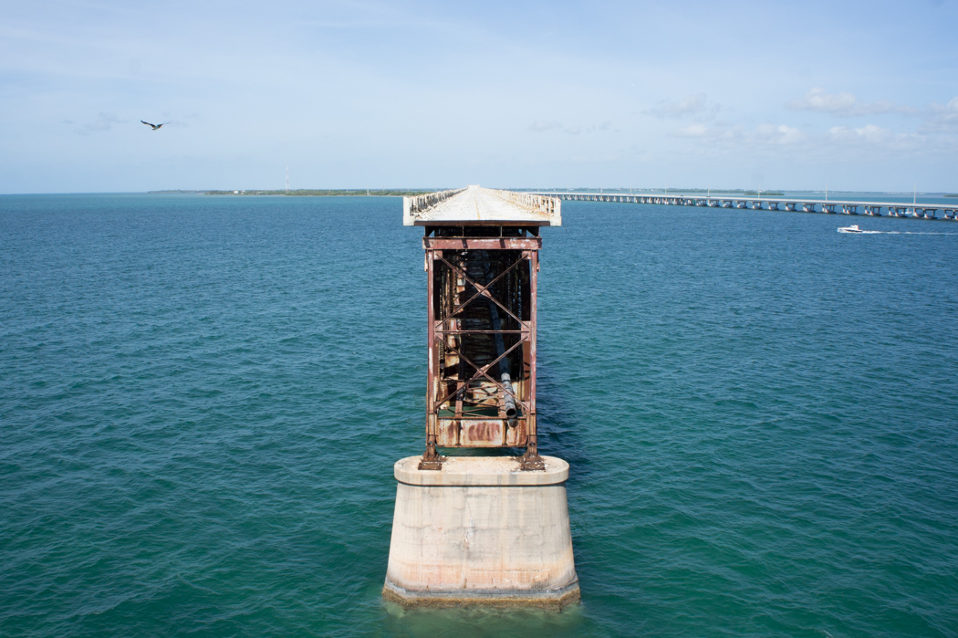 Le pont coupé, au-dessus de l'eau Bahia Honda Bridge