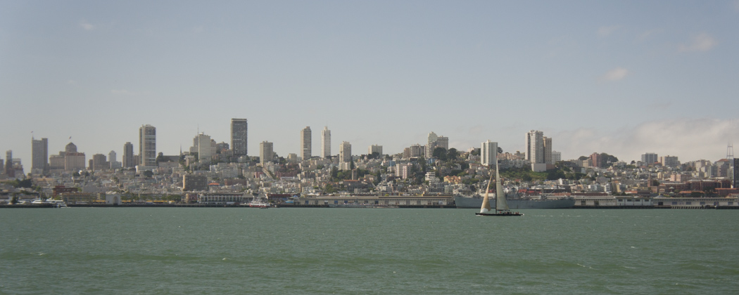 Vue de San Francisco depuis Alcatraz - la baie