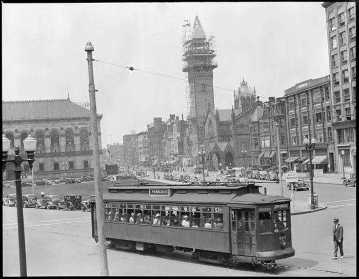 Dirty Old Boston - Copley Square construction eglise