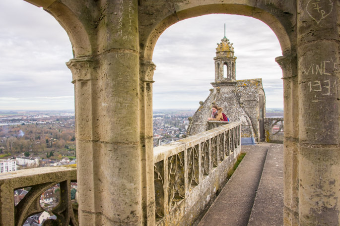 En haut de la cathédrale de Bourges