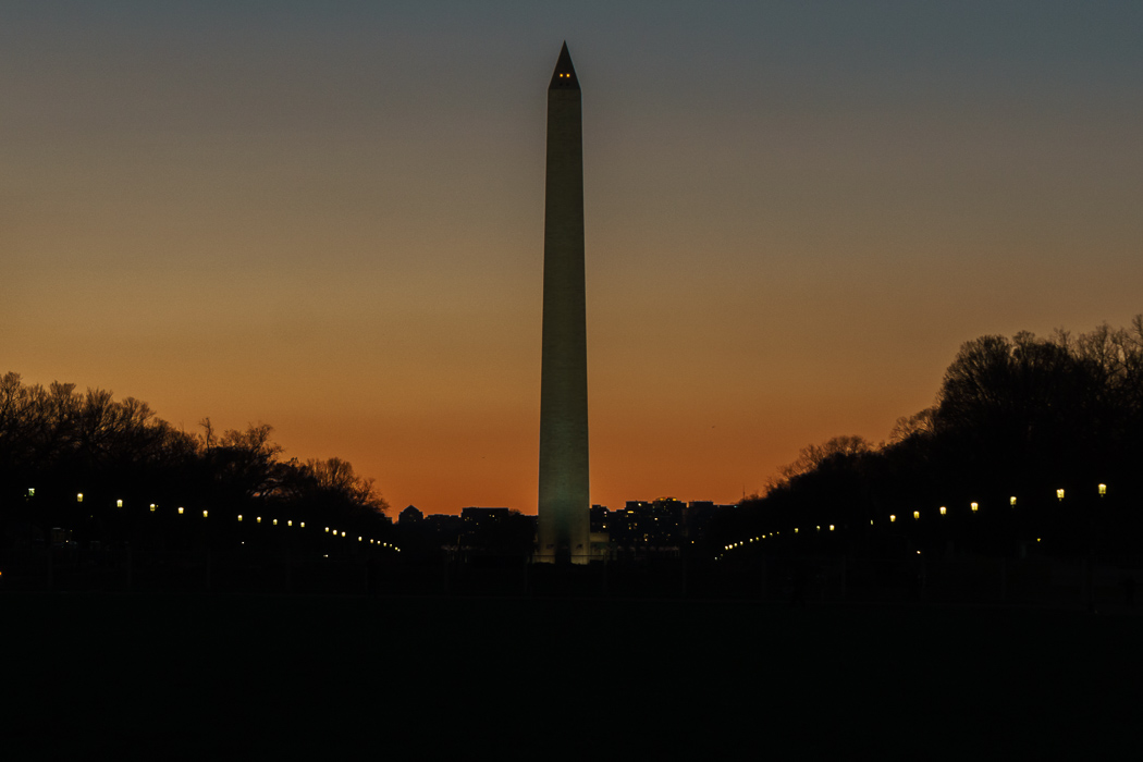 washington-dc à la tombée du jour le washington monument