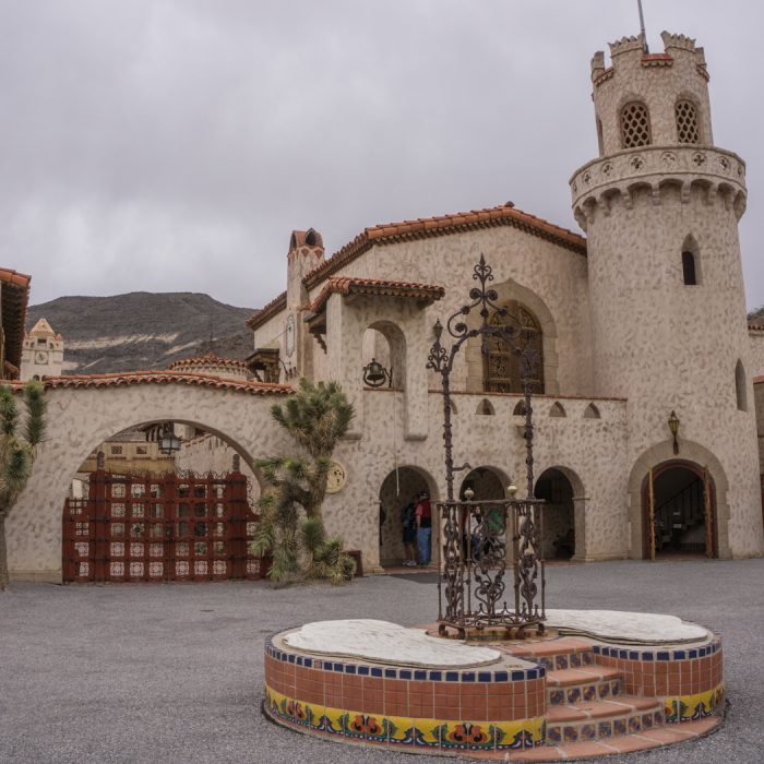 death valley california - le chateau de Scotty 1