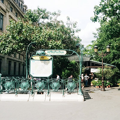 Metro Cité Paris