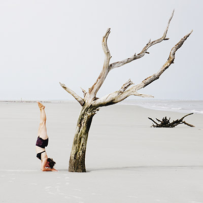 Yoga sur la plage