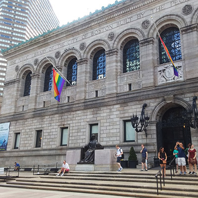 bibliotheque Boston Pride