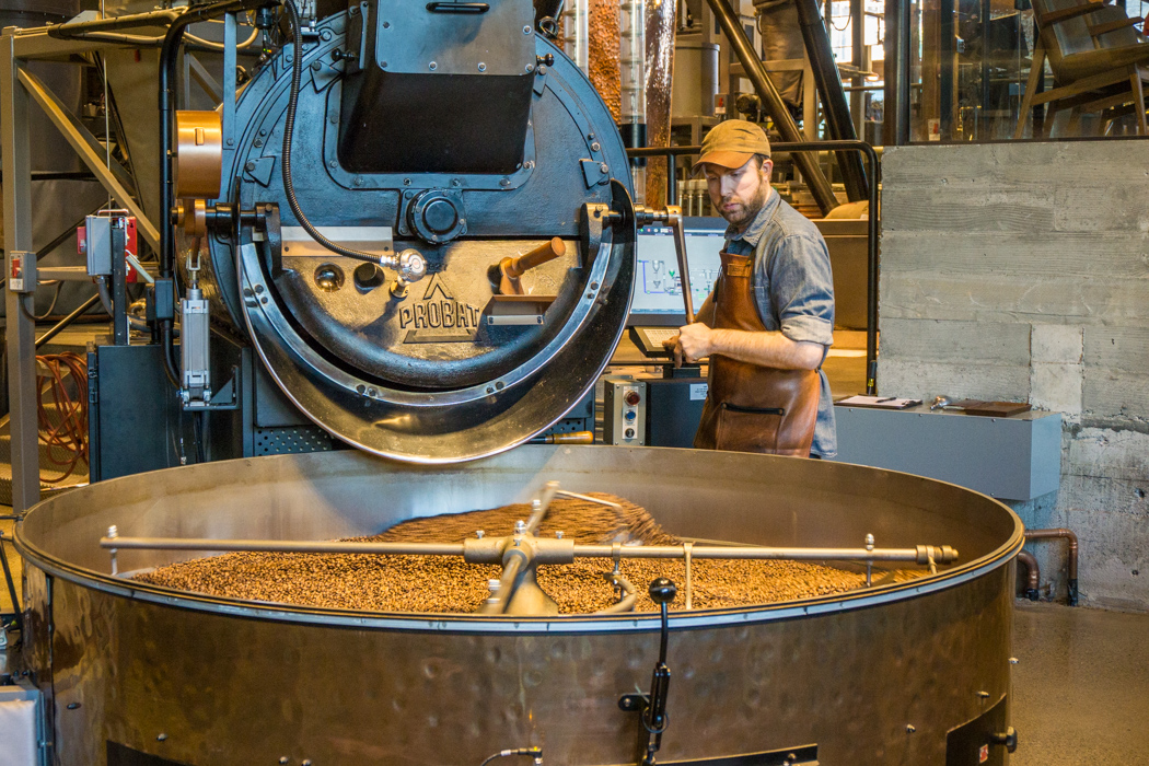 starbucks-roastery-and-tasting-room-seattle-9